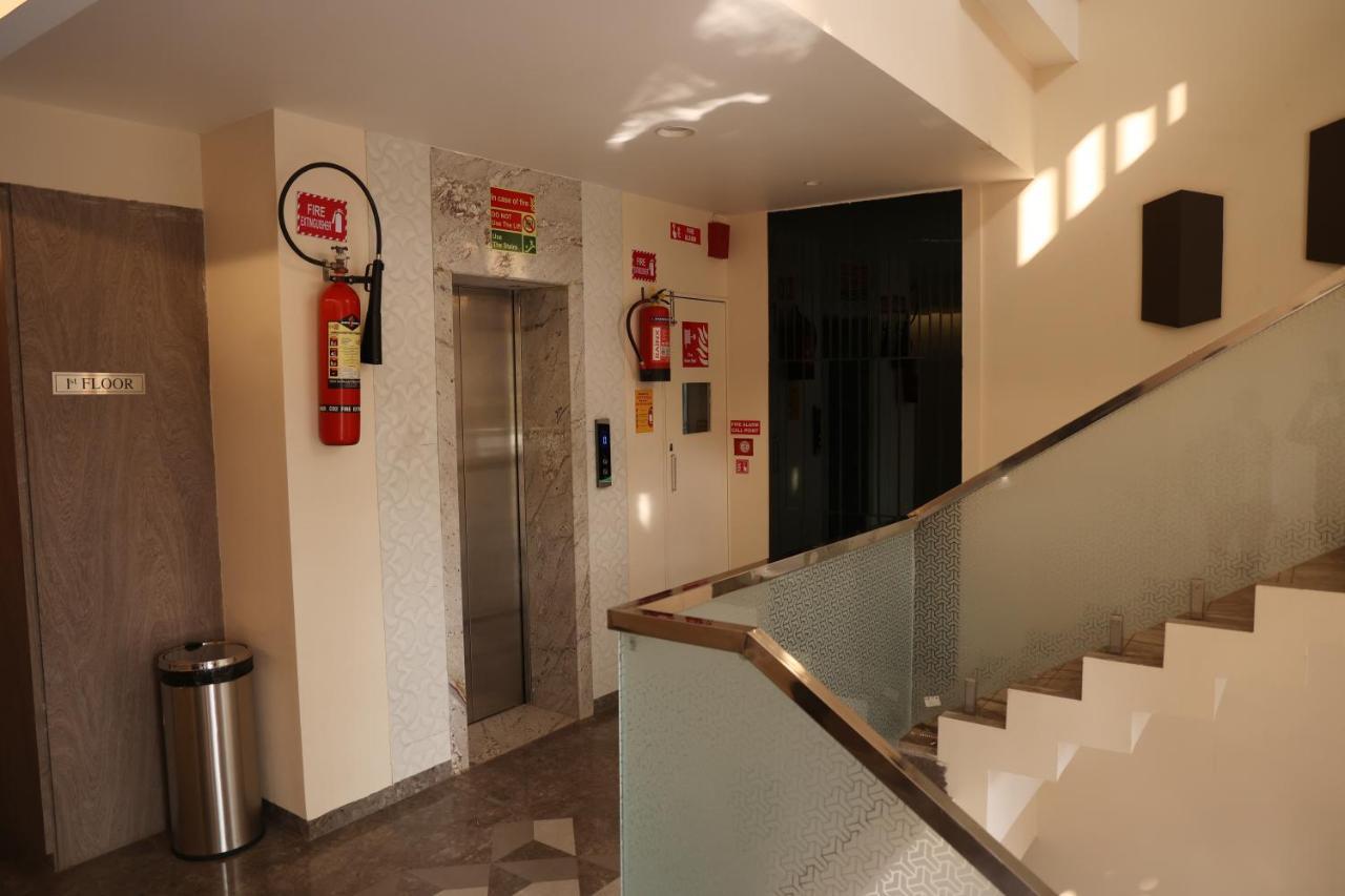 Hotel Pinaka Inn Λάκναου Εξωτερικό φωτογραφία