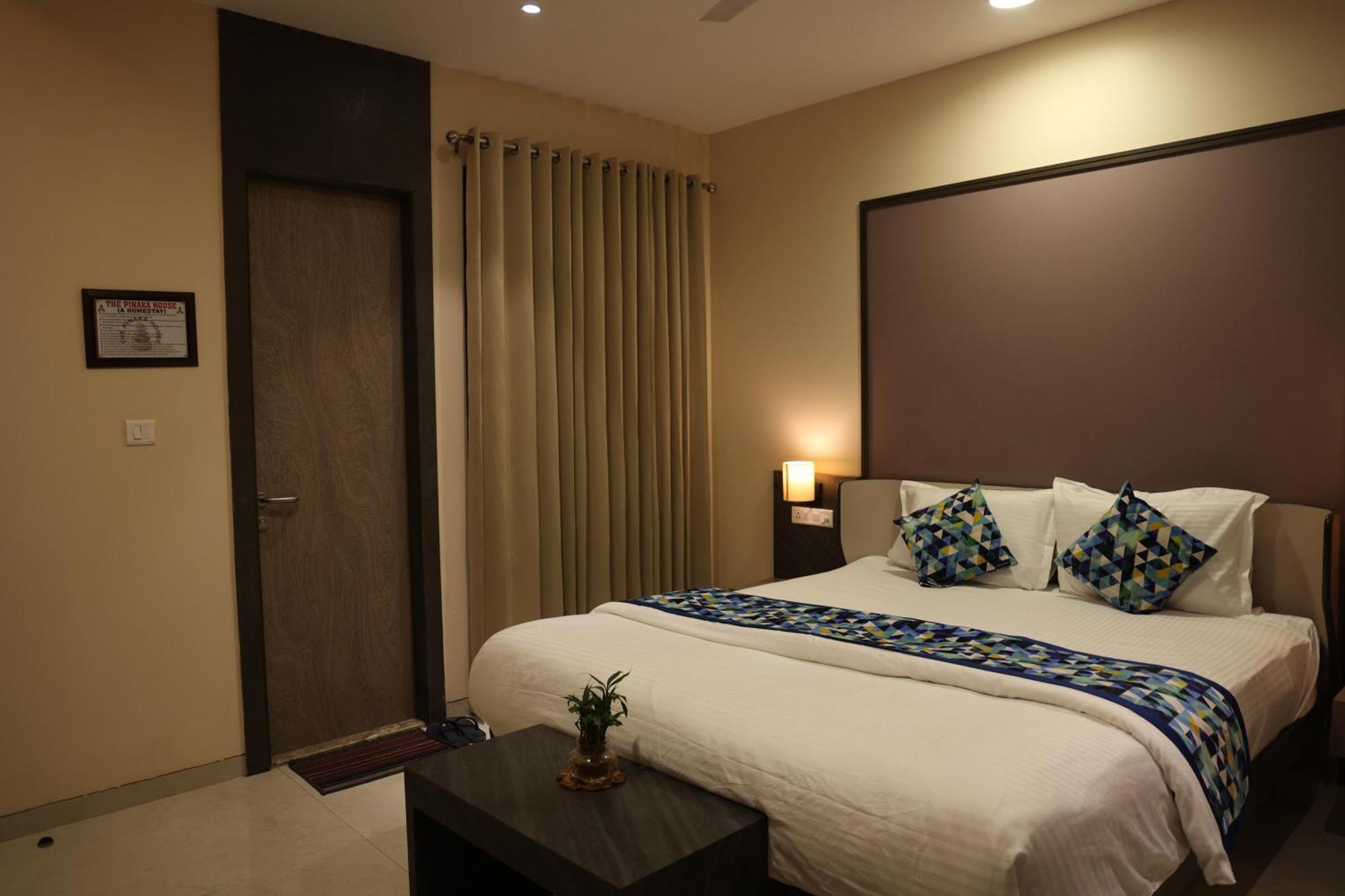 Hotel Pinaka Inn Λάκναου Εξωτερικό φωτογραφία