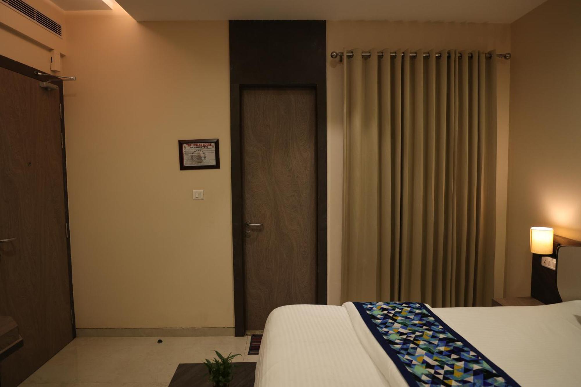 Hotel Pinaka Inn Λάκναου Εξωτερικό φωτογραφία