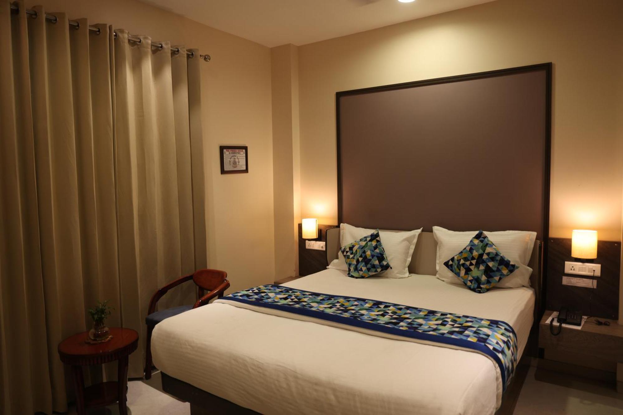 Hotel Pinaka Inn Λάκναου Εξωτερικό φωτογραφία