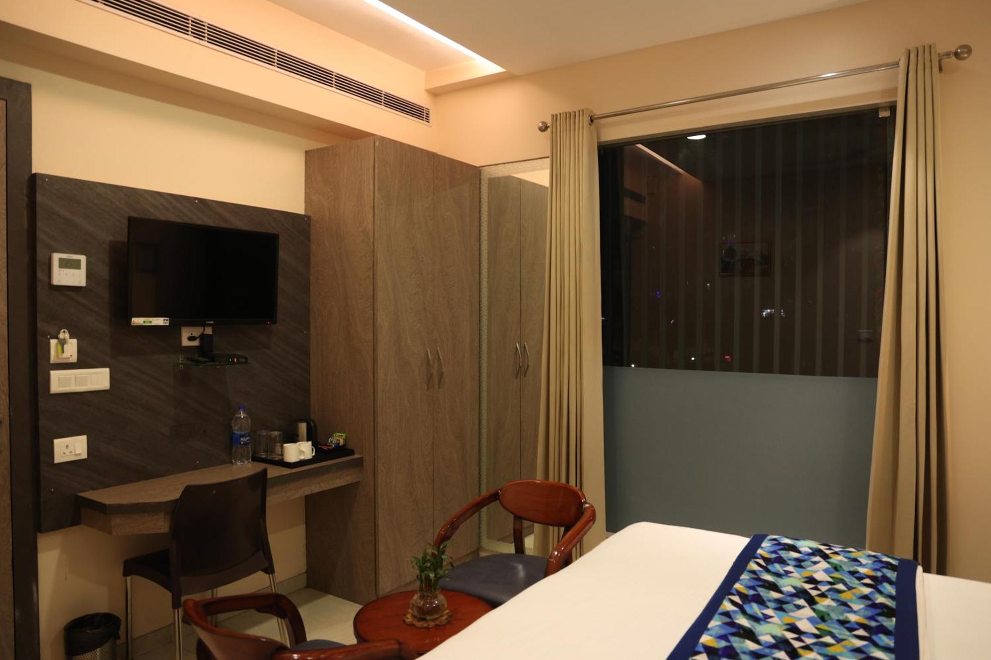 Hotel Pinaka Inn Λάκναου Εξωτερικό φωτογραφία